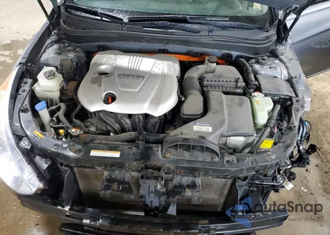 2015 Hyundai Sonata Hybrid z USA, uszkodzony, nr VIN KMHEC4A44FA124356